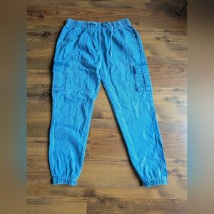 H.M. Silver Niddle Light Blue Jogger Pants